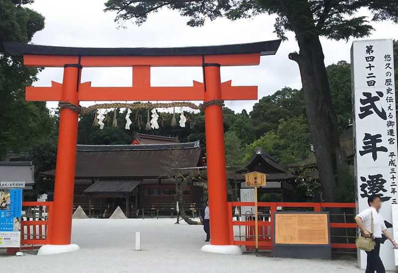 上賀茂神社　鳥居