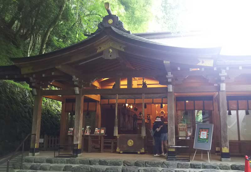 貴船神社　社殿