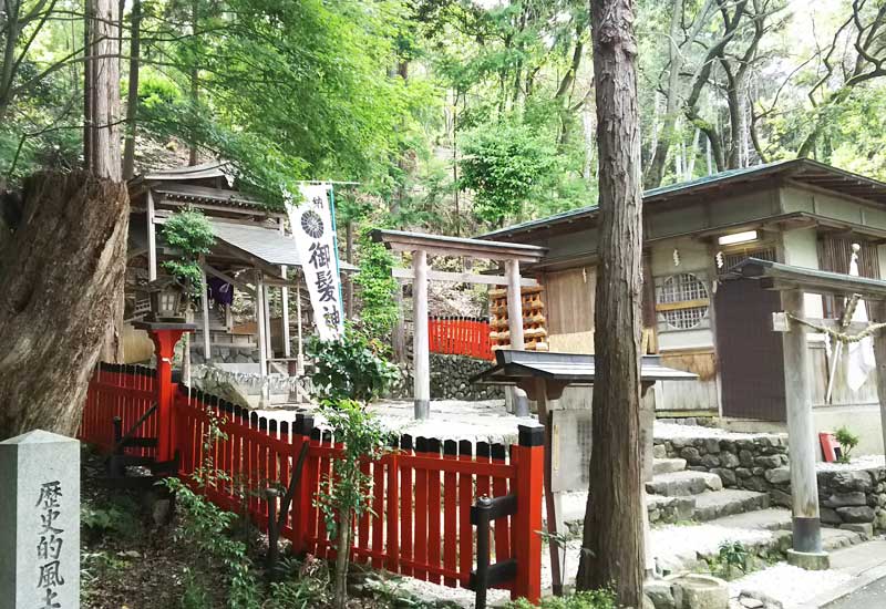 御髪神社