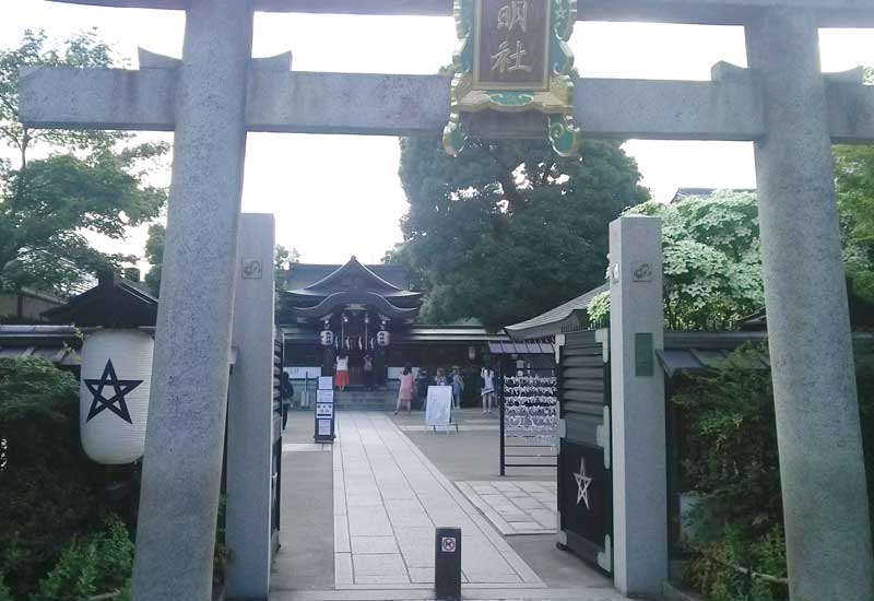 晴明神社　鳥居