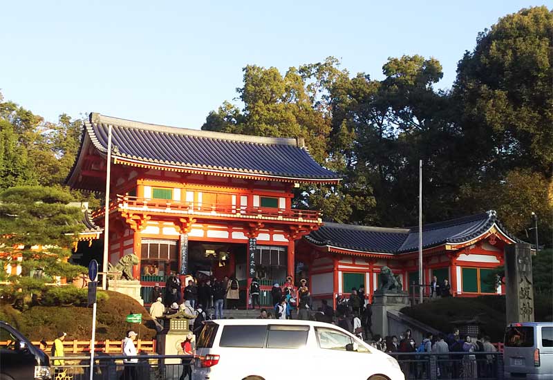 八坂神社　楼門